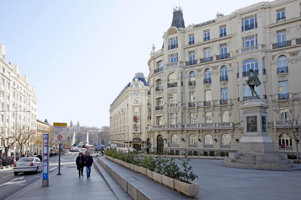 Prado Suite Madrid Exteriör bild