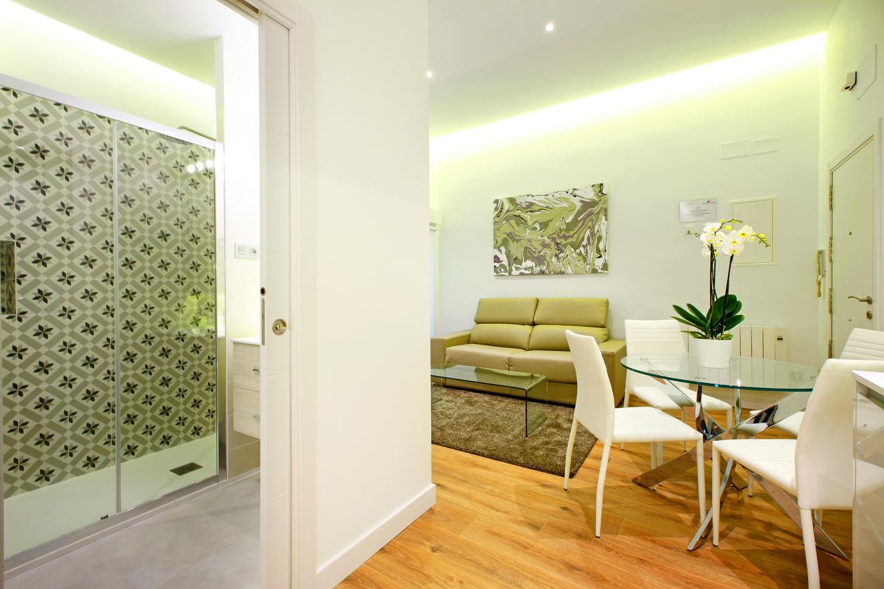 Prado Suite Madrid Exteriör bild